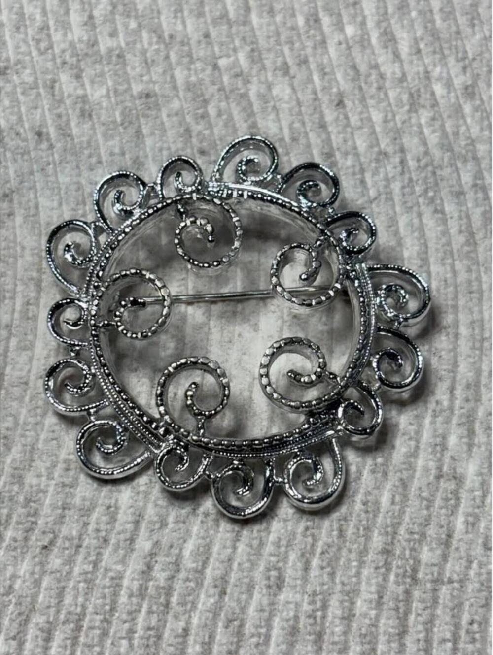 Sarah Coventry Silver Scrollwork Brooch